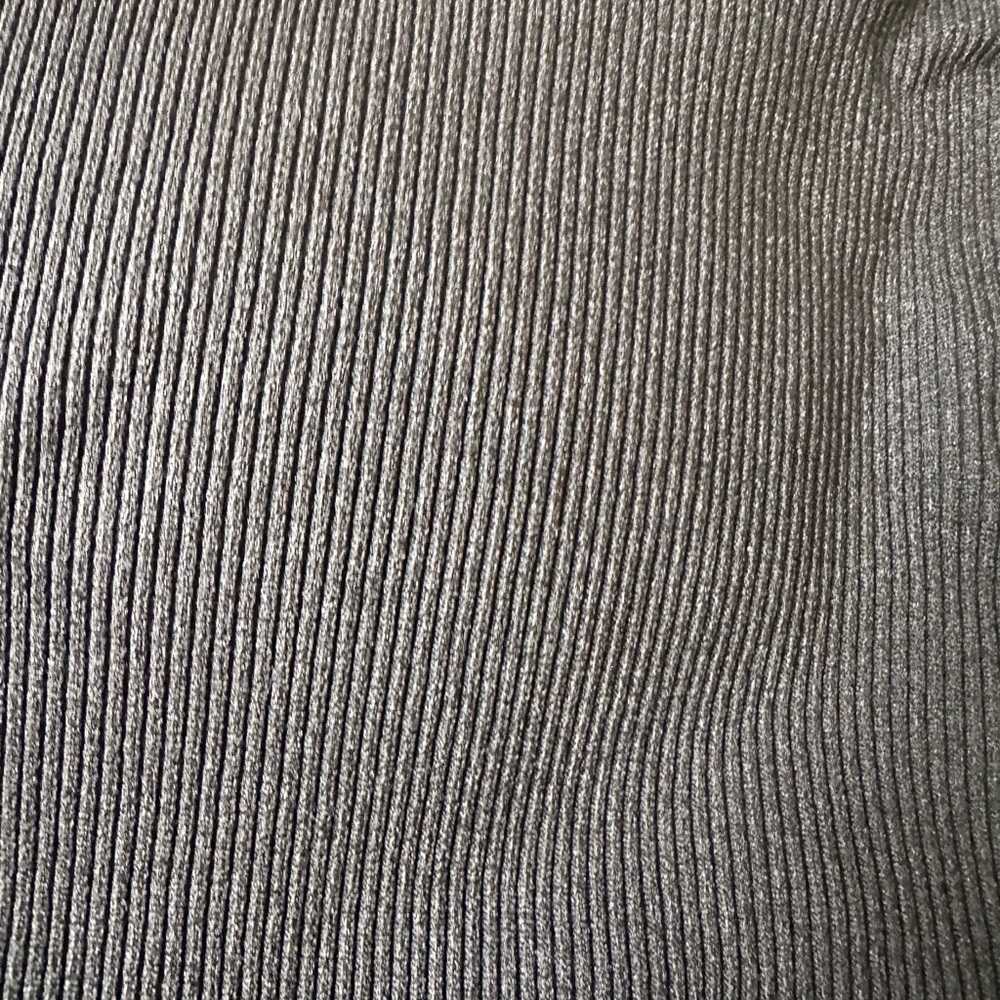 Pro-Fit Black Ribbed Tank Top - Picture 4 of 6